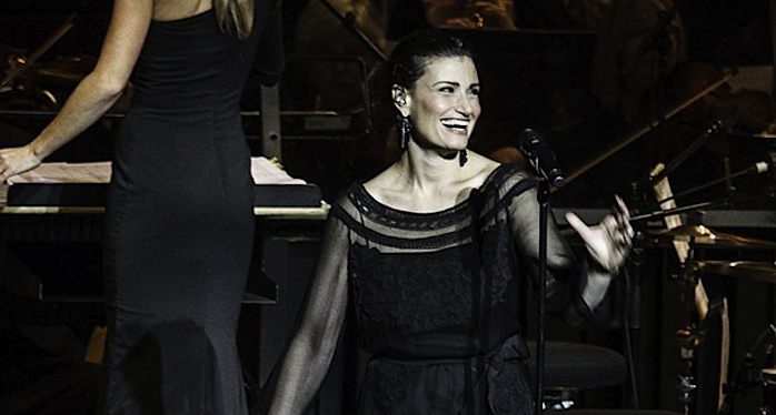 idina1.jpg